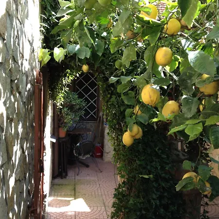 Frühstückspension La Villa San Giovanni